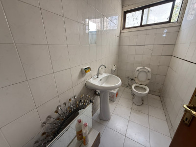 LEFKOŞA SURLAR İÇİ KİRALIK İŞ YERİ-18