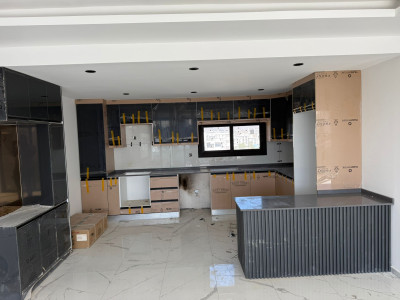 LEFKOŞA YENİŞEHİR’DE SIFIR 2+1 SATILIK DAİRE-8