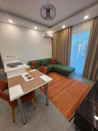 LEFKOŞA OKULLAR YOLU’NDA SATILIK 1+1 TİCARİ İZİNLİ DAİRE-2