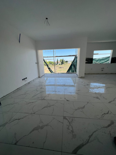 LEFKOŞA/KÜÇÜK KAYMAKLI'DA OCAK 2024 TESLİM SATILIK 3+1 DAİRE-9