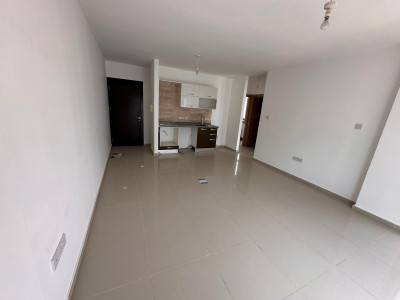 GİRNE MERKEZ'DE SATILIK 2+1 DAİRE-3
