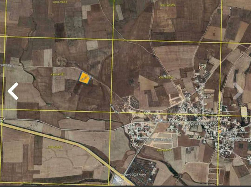 GAZİMAĞUSA/MUTLUYAKA'DA SATILIK ARAZİ-1