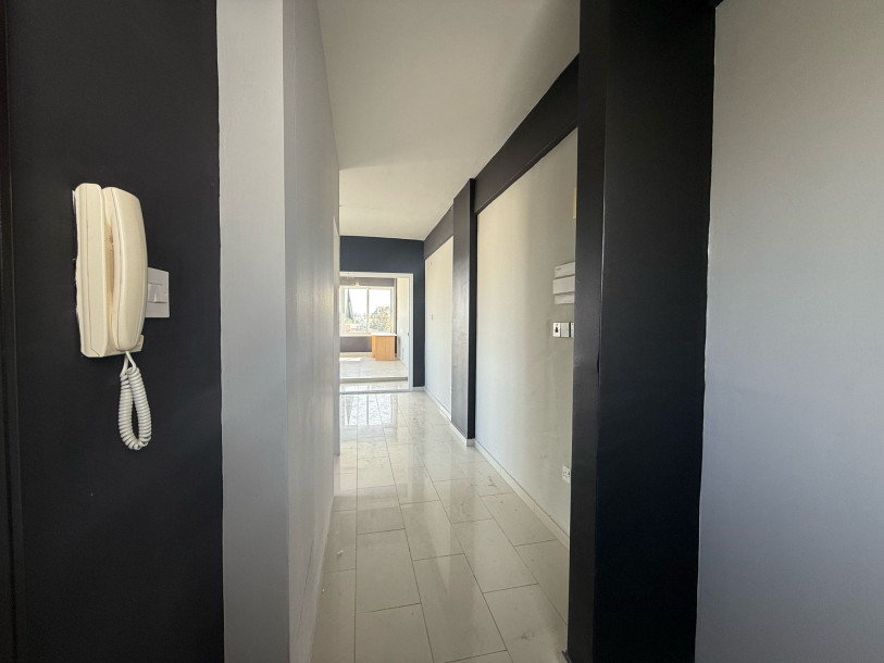LEFKOŞA/YENİKENT MERKEZDE KİRALIK OFİS-9