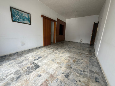 LEFKOŞA/KIZILBAŞ BÖLGESİNDE SATILIK 3+1 DAİRE-4
