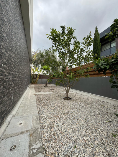GİRNE/OZANKÖY'DE KİRALIK 4+1 ULTRA LÜKS VİLLA-27