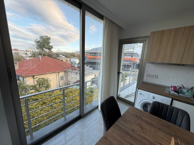 GİRNE/ALSANCAK'TA SATILIK SİTE İÇERİSİNDE 2+1 EŞYALI DAİRE-7