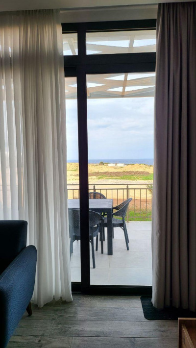 GAZİMAĞUSA/TATLISU'DA HAVUZLU SİTE İÇERİSİNDE KİRALIK 2+1 FUL EŞYALI DAİRE-2