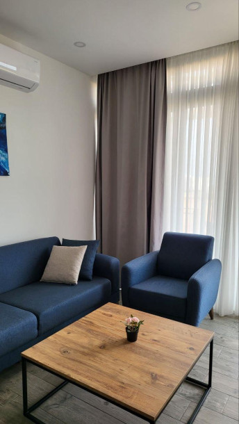 GAZİMAĞUSA/TATLISU'DA HAVUZLU SİTE İÇERİSİNDE KİRALIK 2+1 FUL EŞYALI DAİRE-4