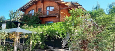 GİRNE/ALSANCAK AÇMENYA RESTORAN BÖLGESİNDE SATILIK 4+1 AHŞAP VİLLA