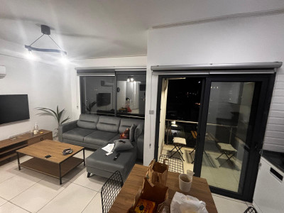 LEFKOŞA YENİŞEHİR MERKEZDE GÜNLÜK KİRALIK 2+1 DAİRE | ASANSÖRLÜ BİNA-2
