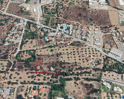 GİRNE/ZEYTİNLİK'TE TÜRK KOÇANLI SATILIK ARSA